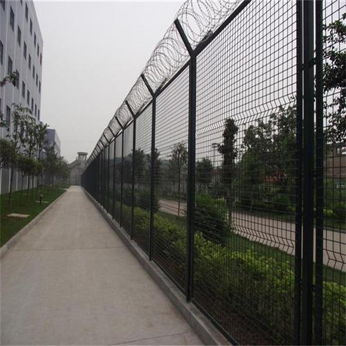 刺绳网片与滚笼：高防护的围栏选择